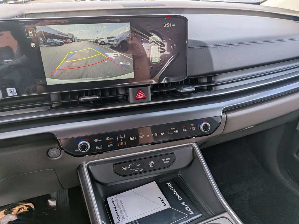 2026 Kia Carnival LXS - Photo 17