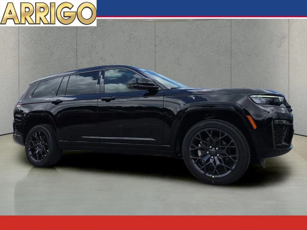 New 2026 Diamond Black Crystal Pearl-Coat Exterior Paint Jeep Summit image 1