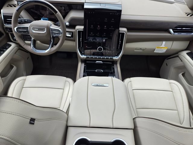 2026 GMC Yukon XL Denali - Photo 8
