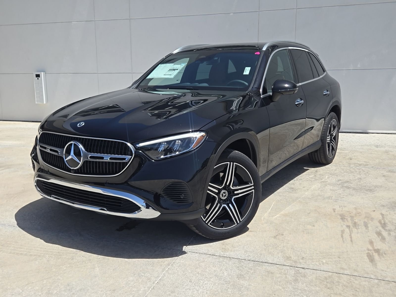 2027 Mercedes-Benz GLC