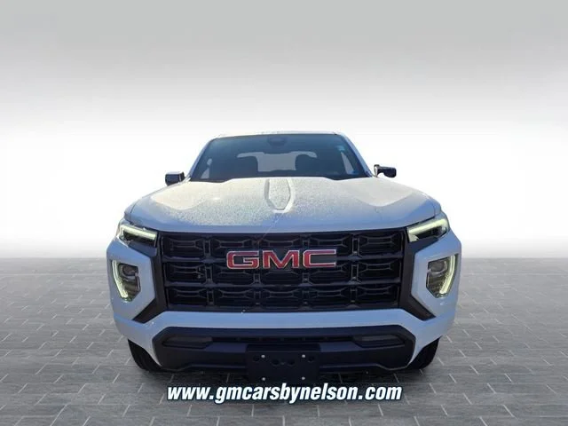 New 2026 Summit White GMC Elevation image 2