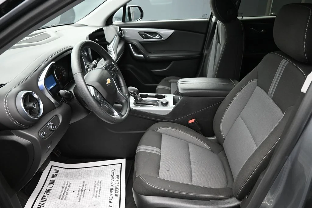 Used 2025 Gray Chevrolet LT image 11