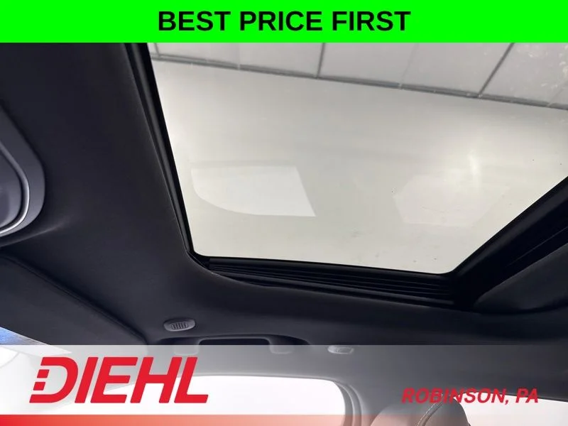 New 2026 Silver Zynith Exterior Paint Jeep Altitude image 33