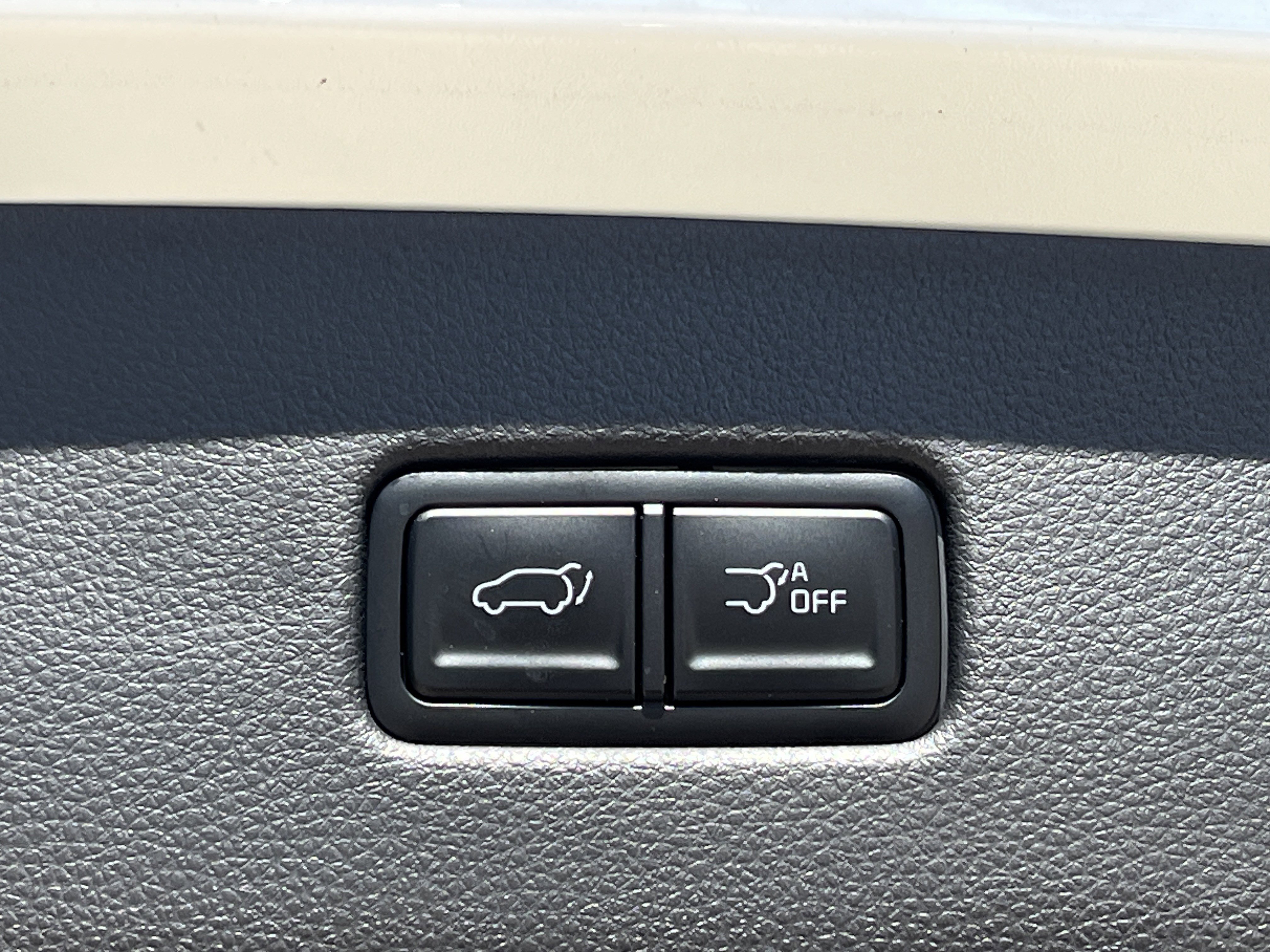 New 2026 Snow White Pearl Kia EX image 30