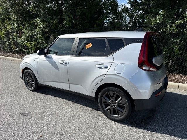 Used 2021 Silver Kia EX image 3