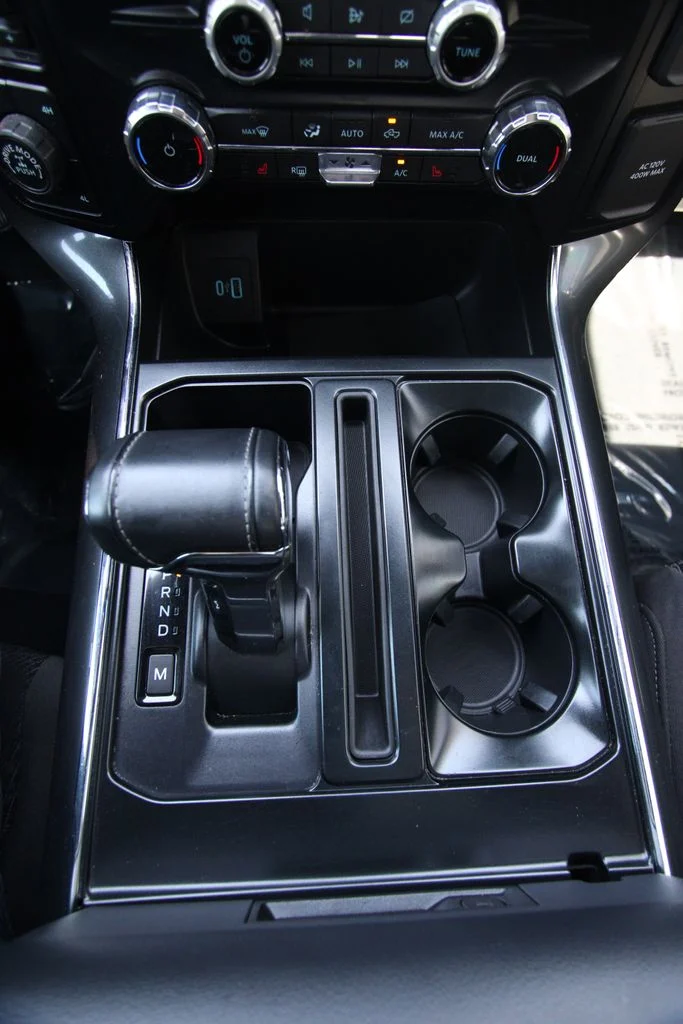 Used 2023  Ford XLT image 25