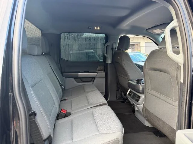 Used 2025 Black Metallic Ford XLT image 46