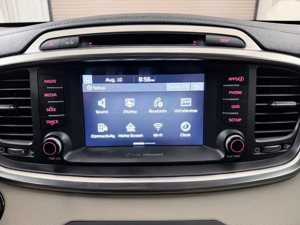 Used 2017 Snow White Pearl Kia EX image 20