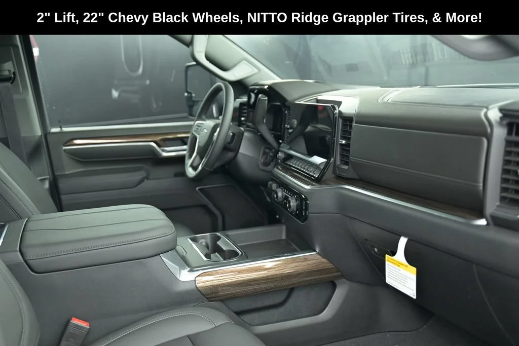 New 2026 Summit White Chevrolet LT image 30