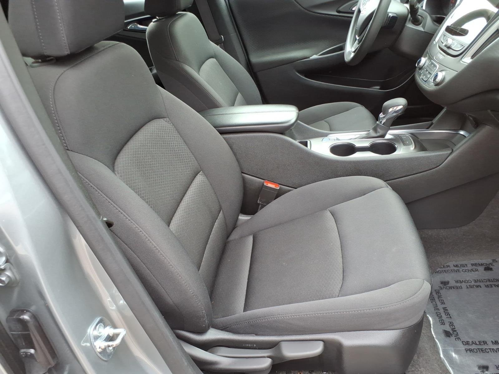 Used 2025 Sterling Gray Metallic Chevrolet LT image 22
