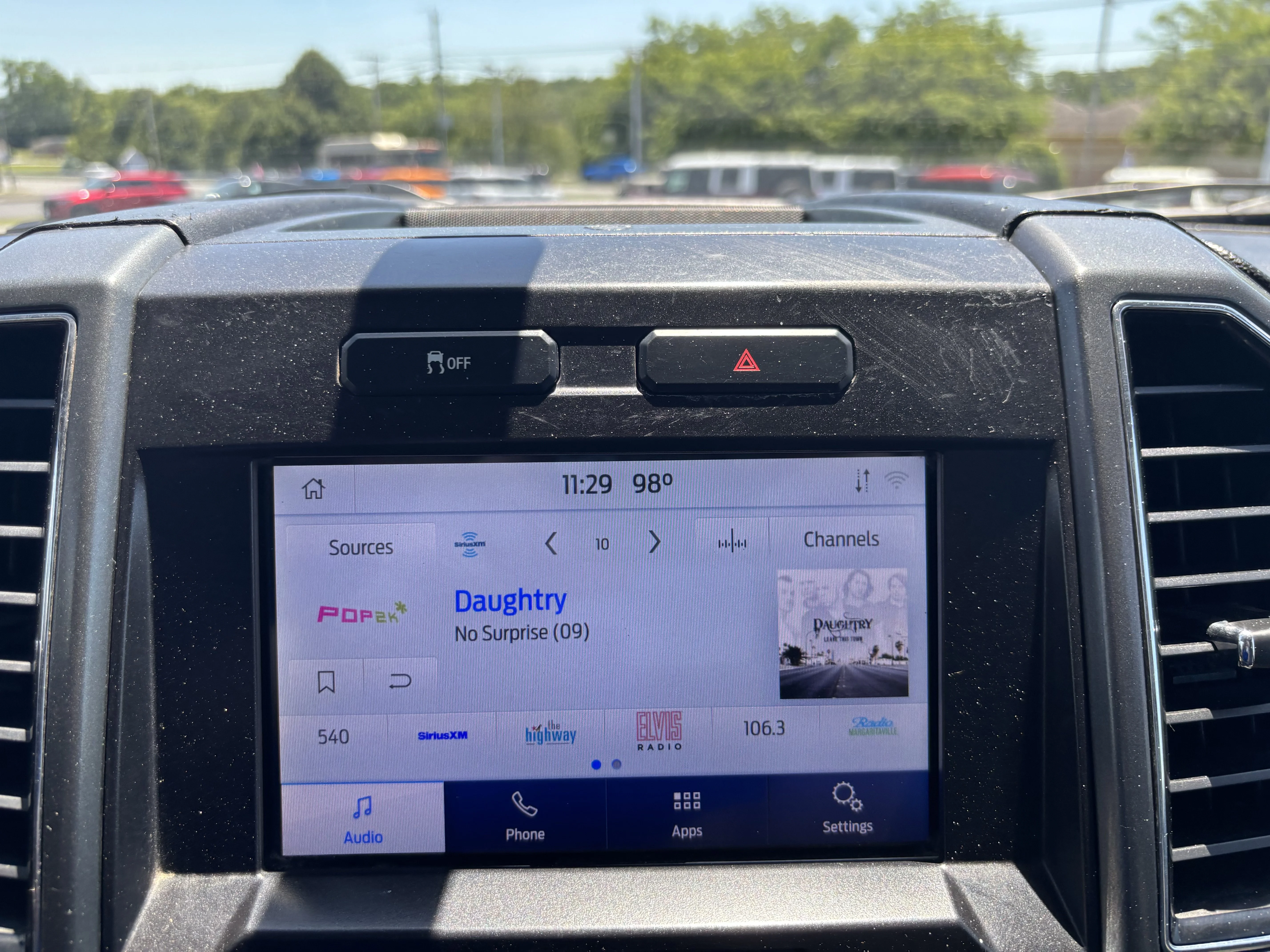 Used 2022 Oxford White Ford XLT image 22