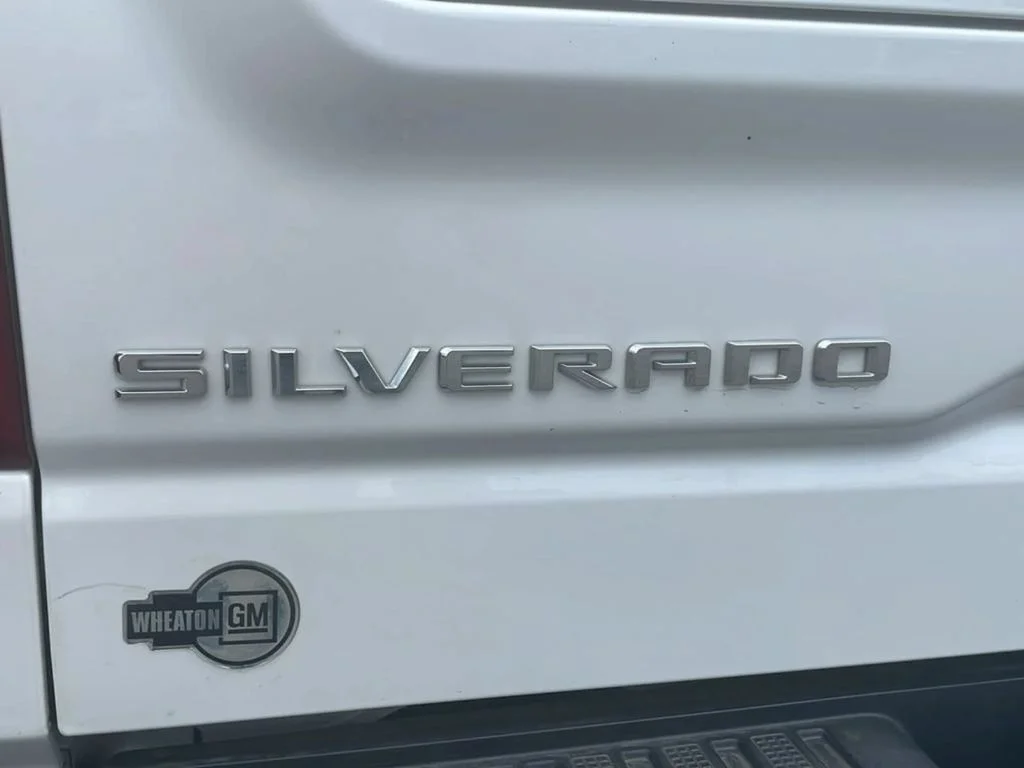 Used 2021 Iridescent Pearl Tricoat Chevrolet LT Trail Boss image 33
