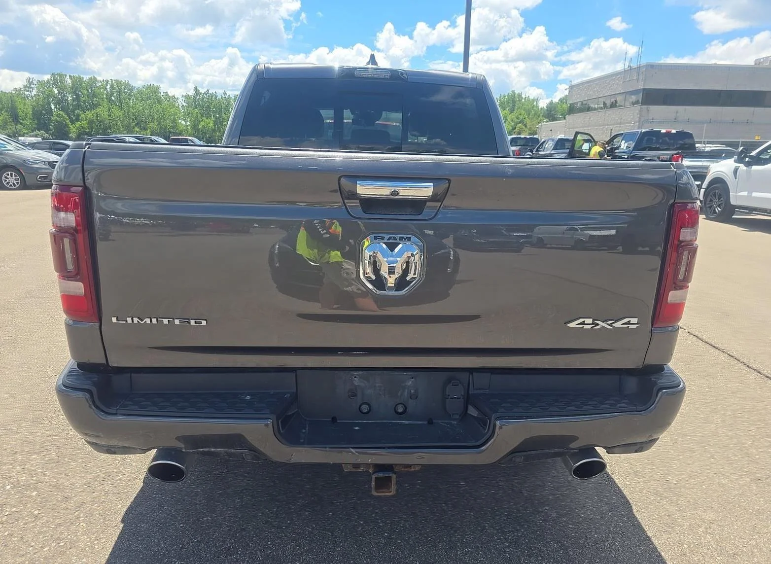 Used 2022 Granite Crystal Metallic Ram Limited image 5