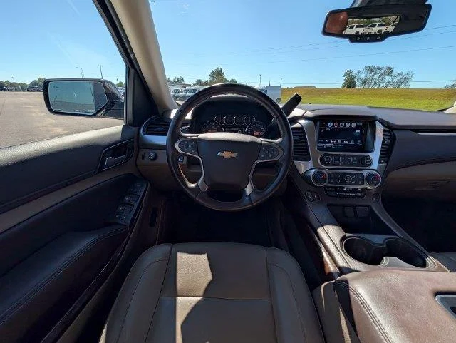 Used 2019 SUMMIT WHITE Chevrolet LT image 13