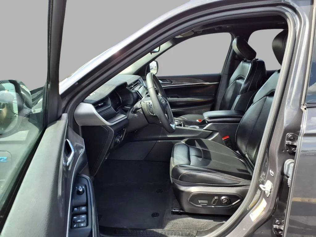 Certified Used 2024 Gray Jeep 4xe image 22