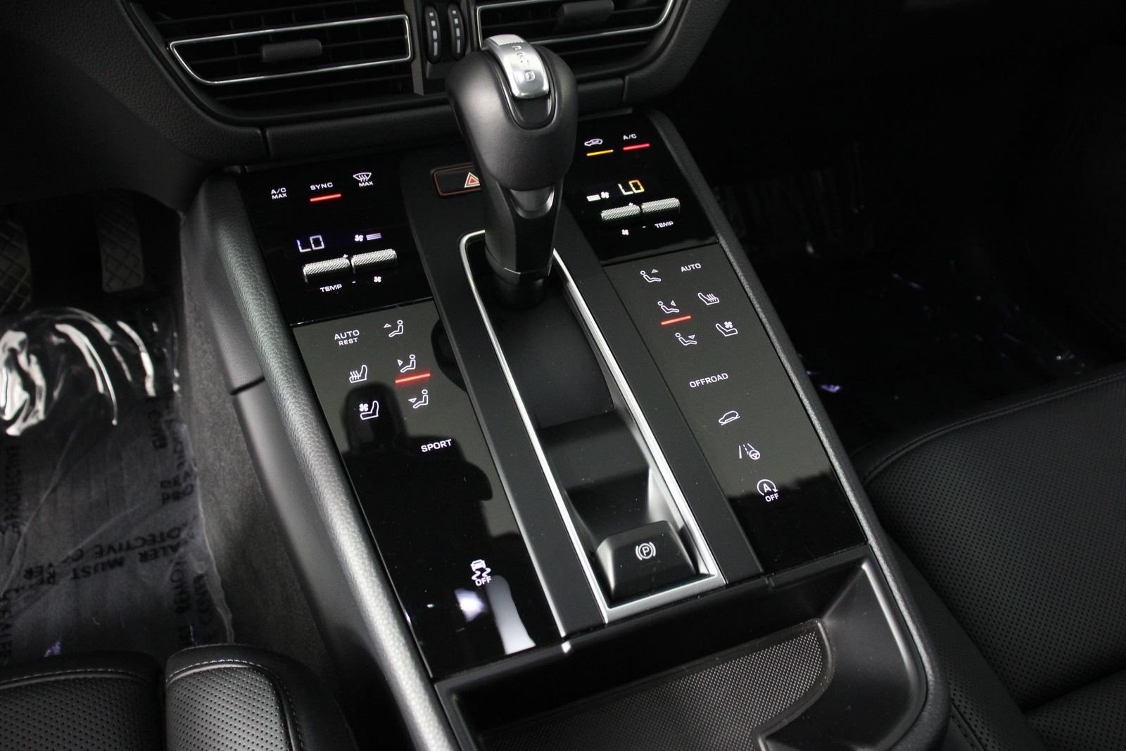 Certified Used 2026 White Porsche  image 18