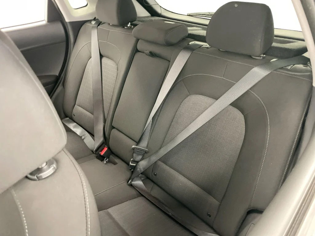 Used 2023 Black Hyundai SEL image 22