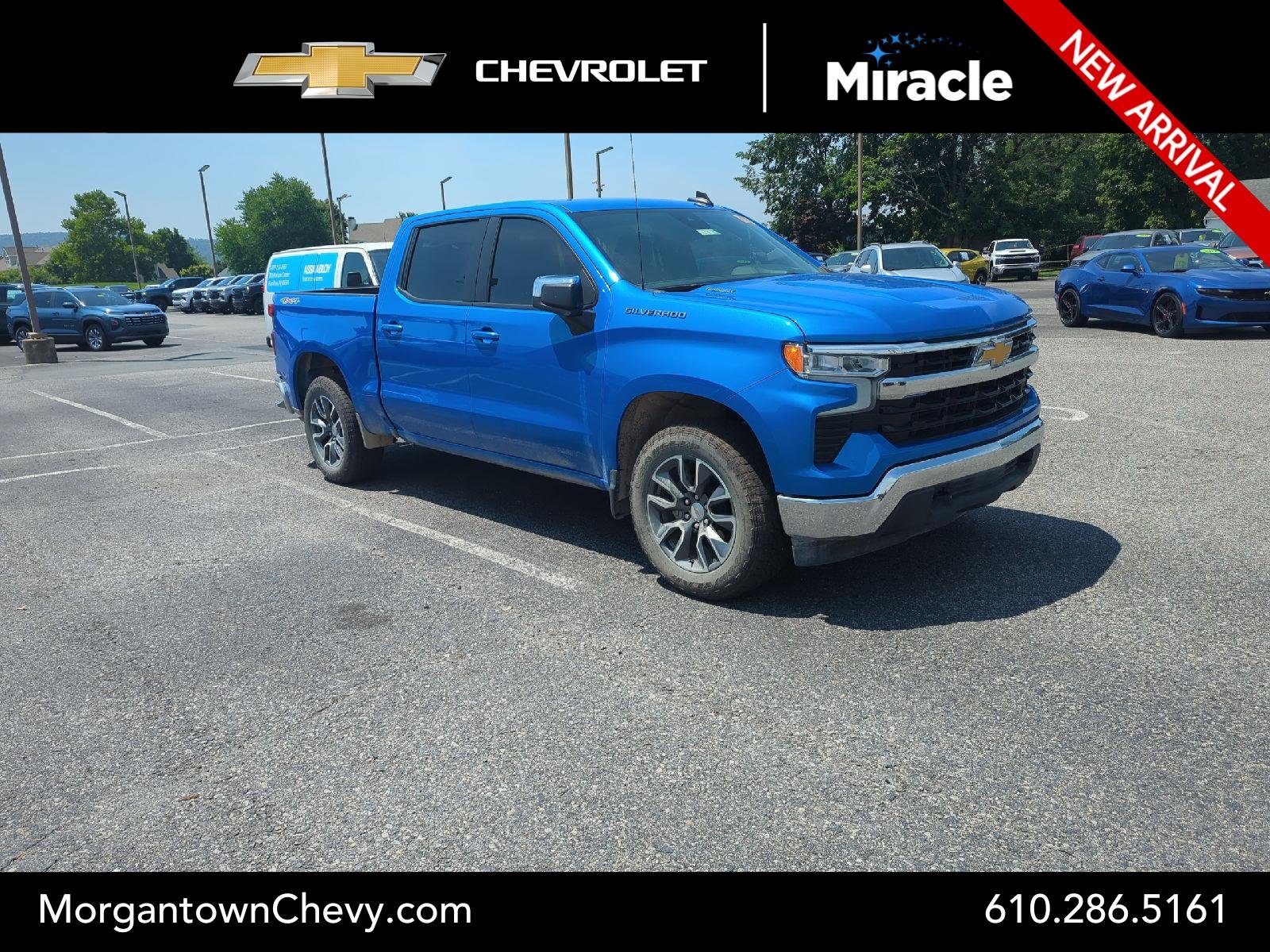 Used 2025 Riptide Blue Metallic Chevrolet LT image 1