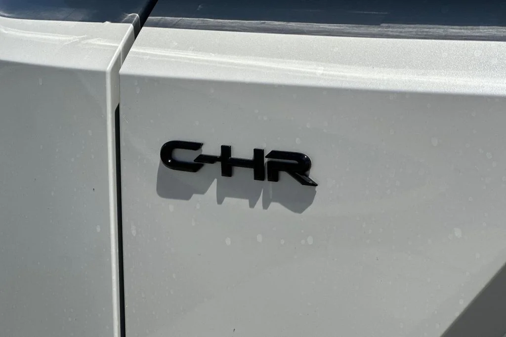 New 2026 Wind Chill Pearl Toyota SE image 26