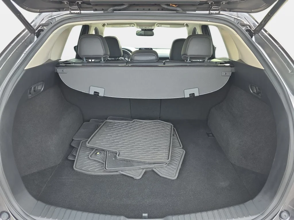 Certified Used 2019 Machine Gray Metallic Mazda Grand Touring image 10