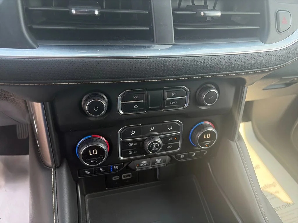 Used 2024 Black Chevrolet Premier image 26