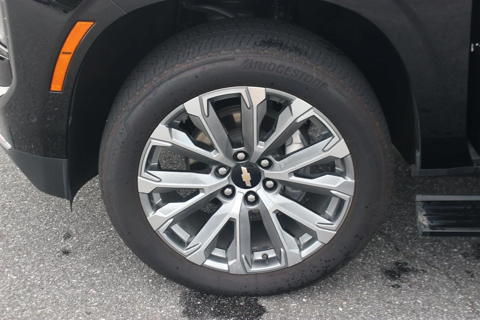 Used 2025 Black Chevrolet High Country image 43