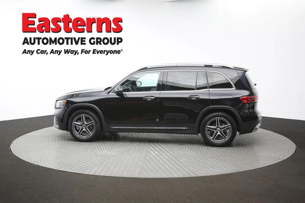 Used 2022 Black Mercedes-Benz GLB 250 image 60
