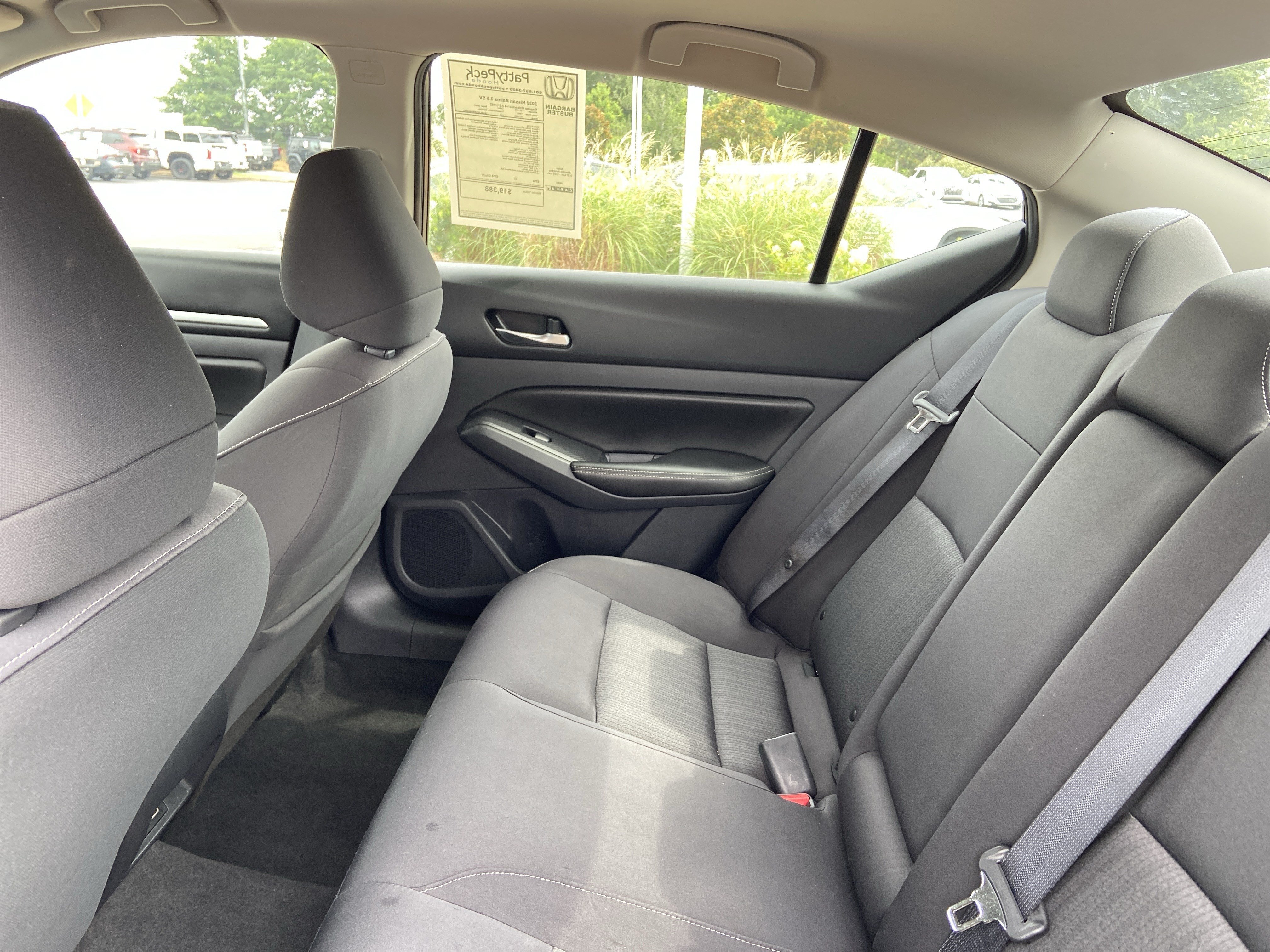 Used 2022 Super Black Nissan 2.5 SV image 17