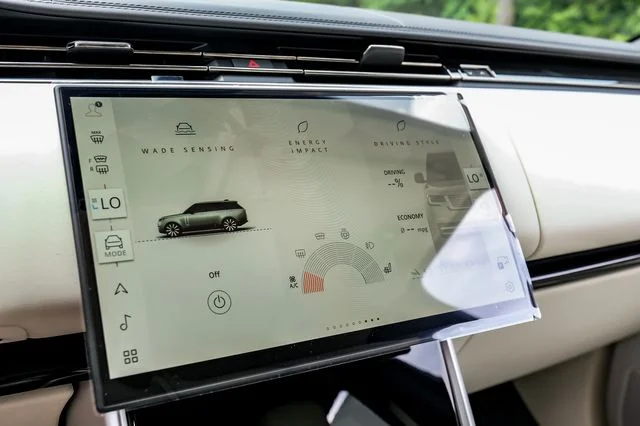 New 2026 Gray Land Rover SE image 34
