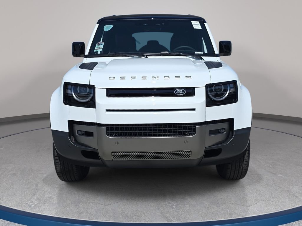 New 2026 Fuji White Land Rover S image 2