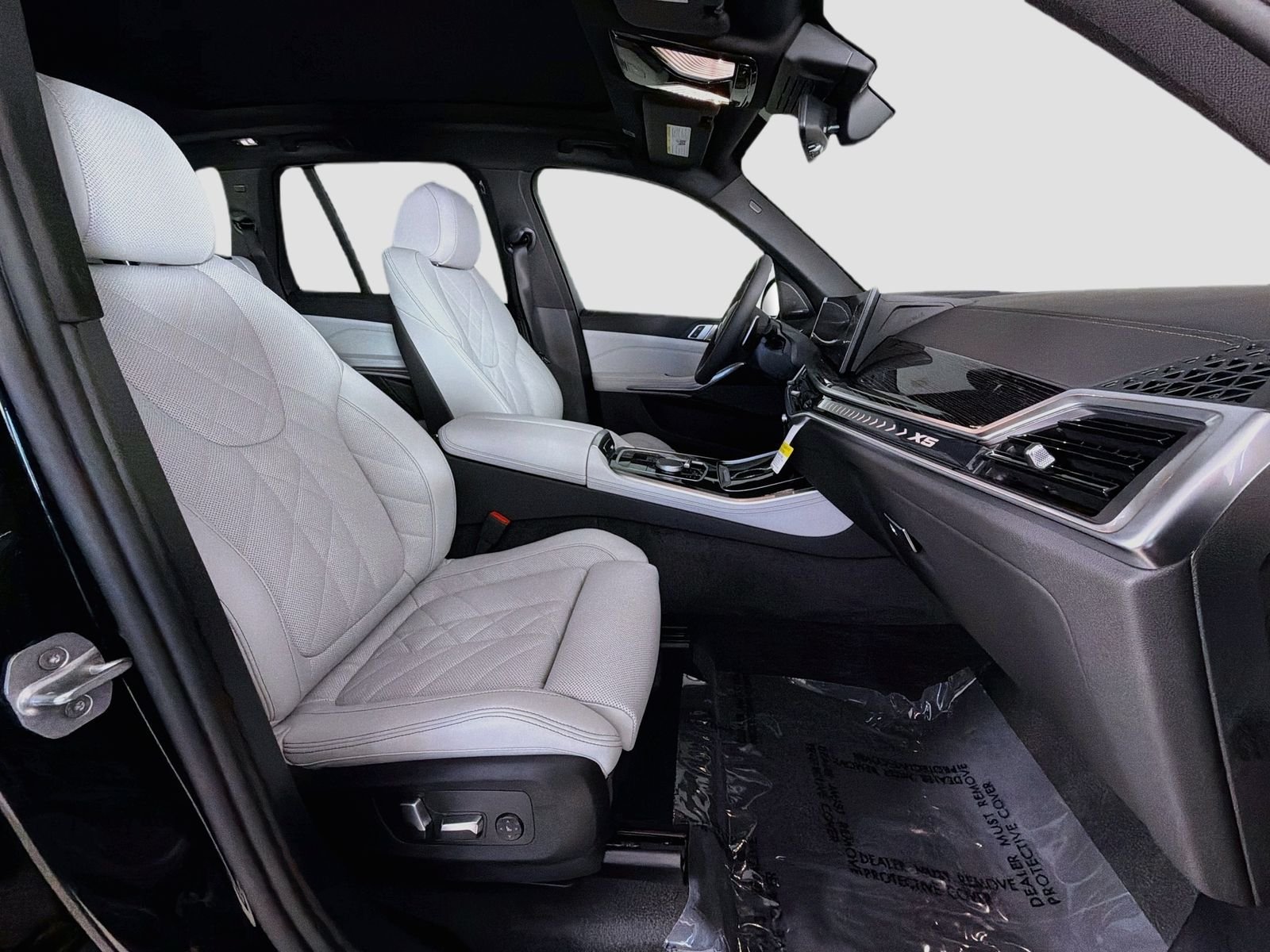 New 2026 Black Sapphire Metallic BMW sDrive40i image 30