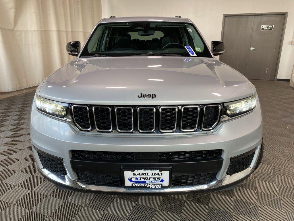 Used 2021 Silver Zynith Jeep Limited image 3