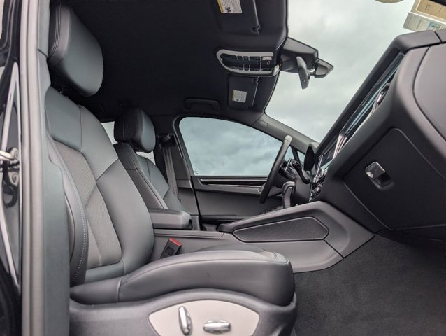Used 2025 Black Porsche  image 17