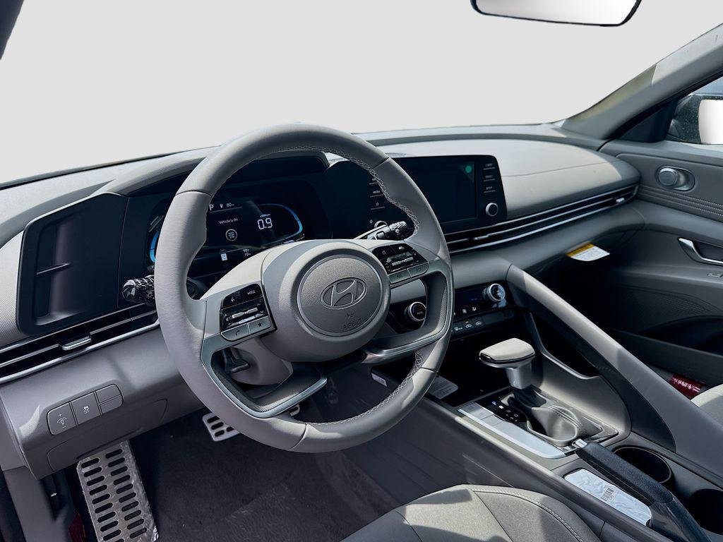 New 2026 Amazon Gray Hyundai SEL Sport image 7