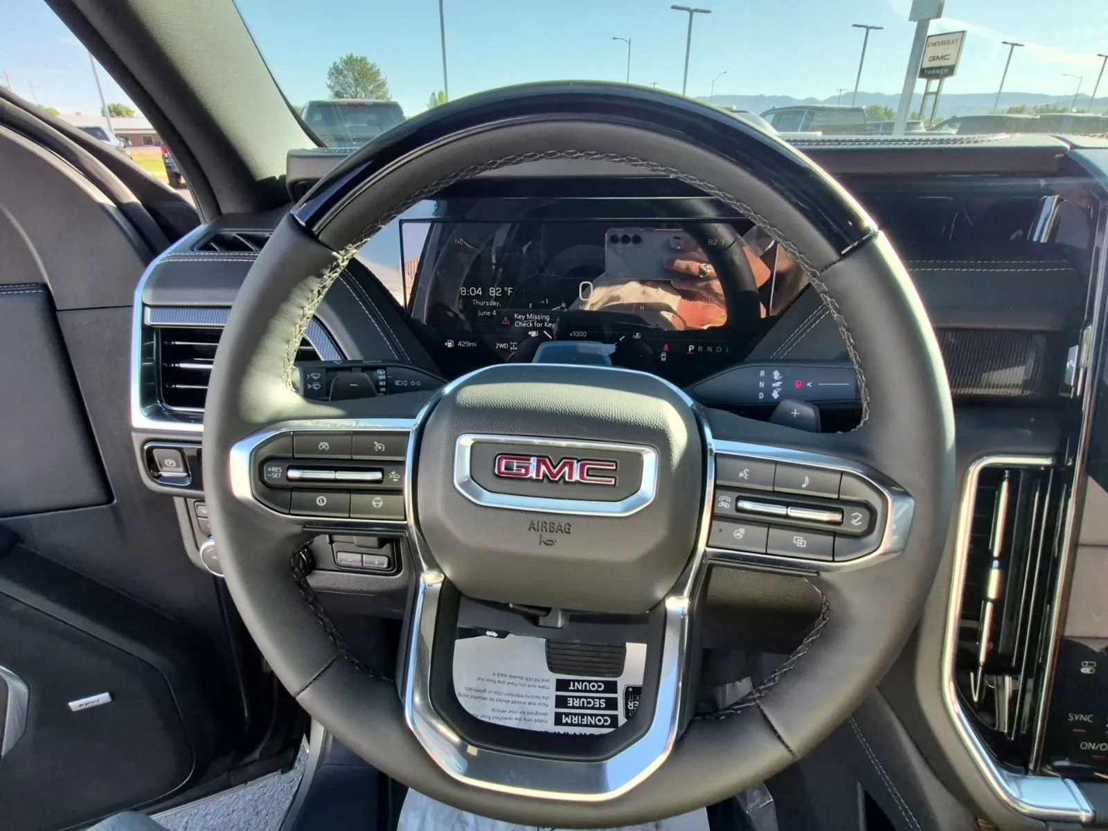 2026 GMC Yukon XL Elevation - Photo 15