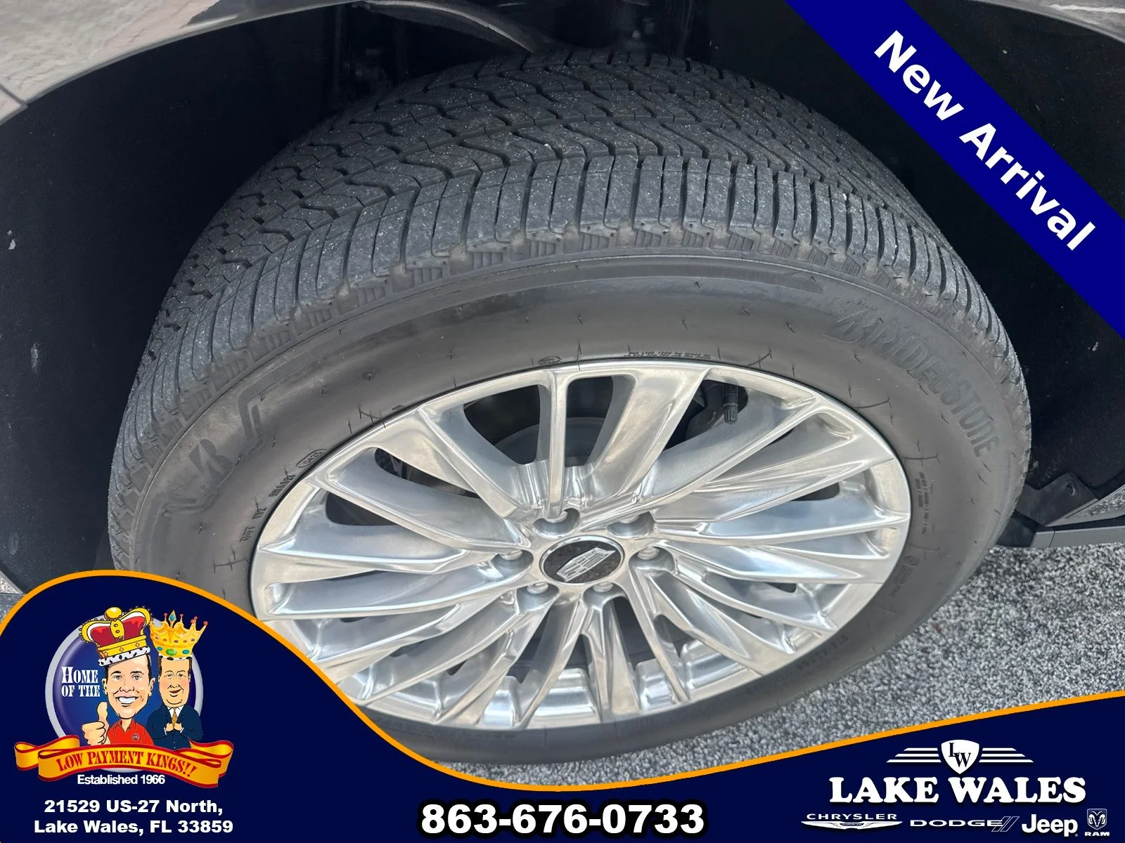 Used 2025 Black Cadillac Premium Luxury image 9