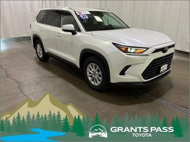 2025 Toyota Grand Highlander XLE