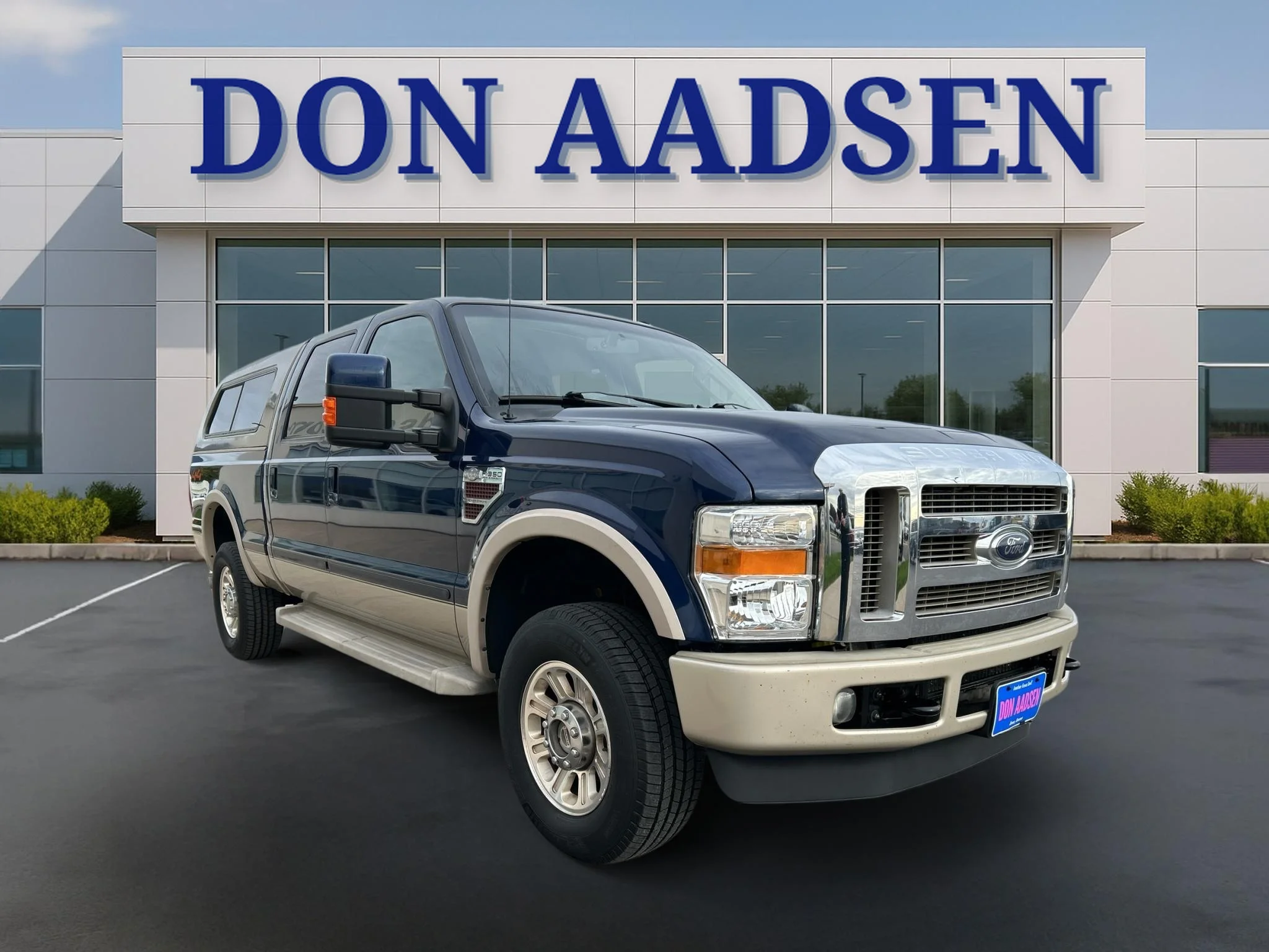 Used 2008 Dark Blue Pearl Clearcoat Metallic Ford King Ranch image 3