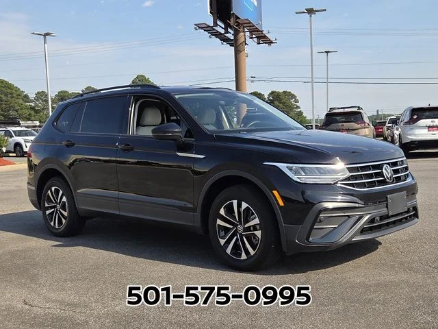 Used 2023  Volkswagen 2.0T S image 5