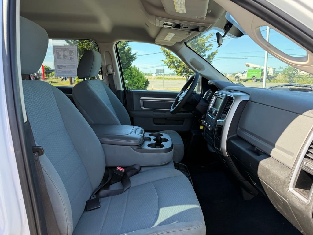 Used 2019 White Ram SLT image 12