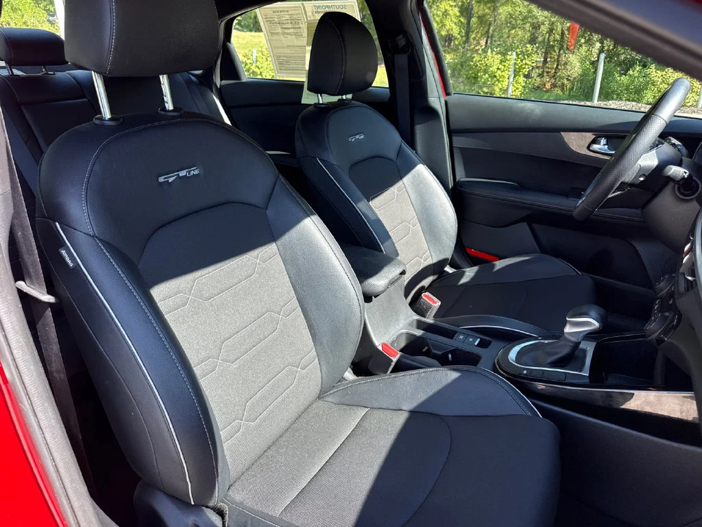 Used 2024 Currant Red Kia GT-Line image 35