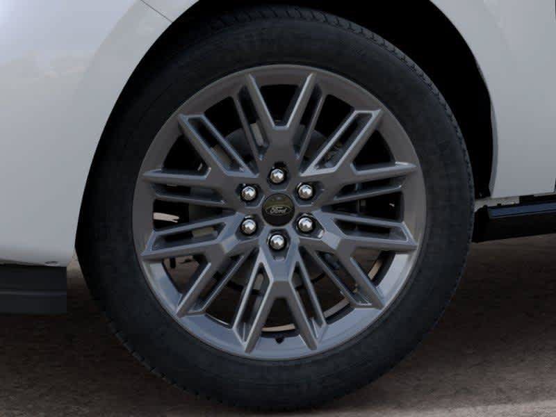 New 2027 Star White Metallic Tri Coat Ford Platinum image 19