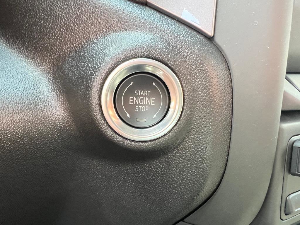 2025 GMC Sierra 2500HD Pro - Photo 9