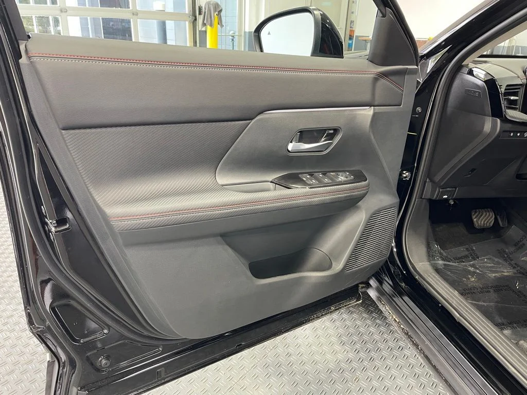 2026 Nissan KICKS SR - Photo 19