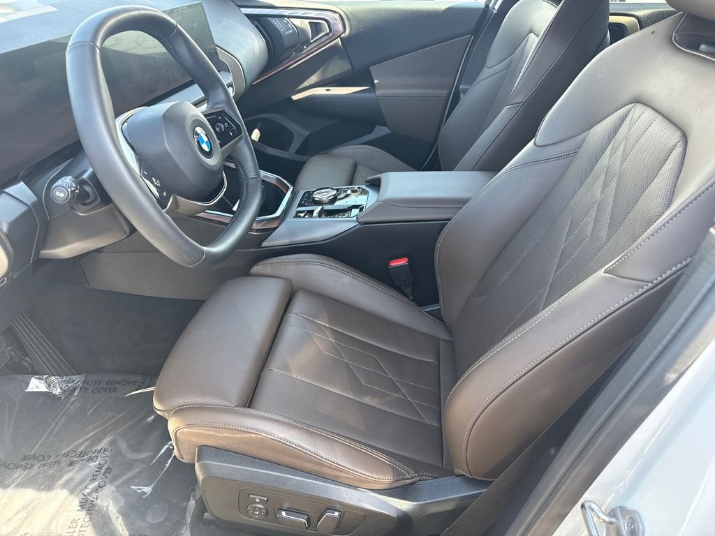 Used 2025 White BMW 30 xDrive image 22