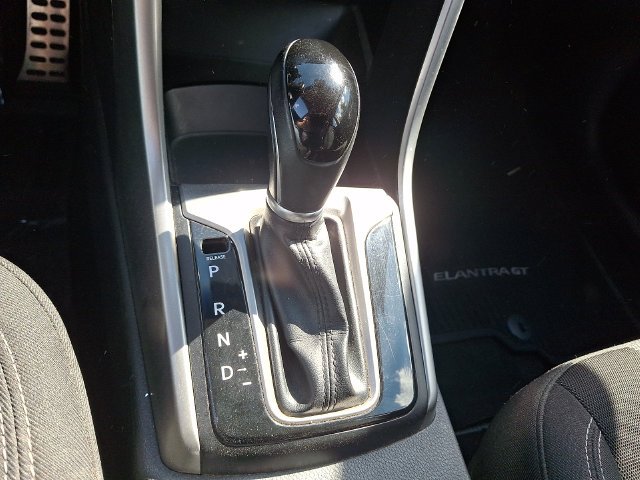 Used 2016 Gray Hyundai Base image 14