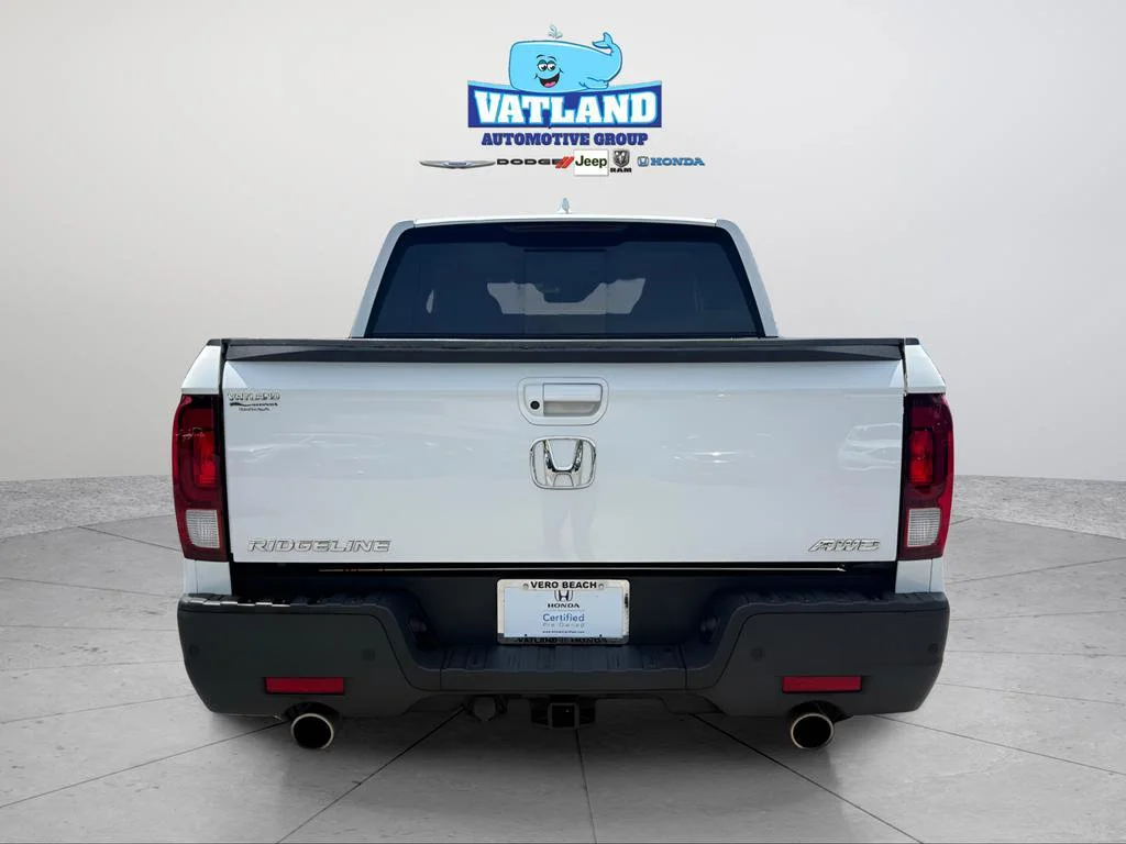 Certified Used 2022 Platinum White Pearl Honda RTL-E image 48