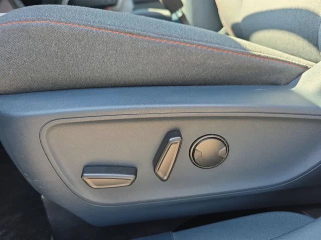 Used 2024 Gray Ford XLT image 28