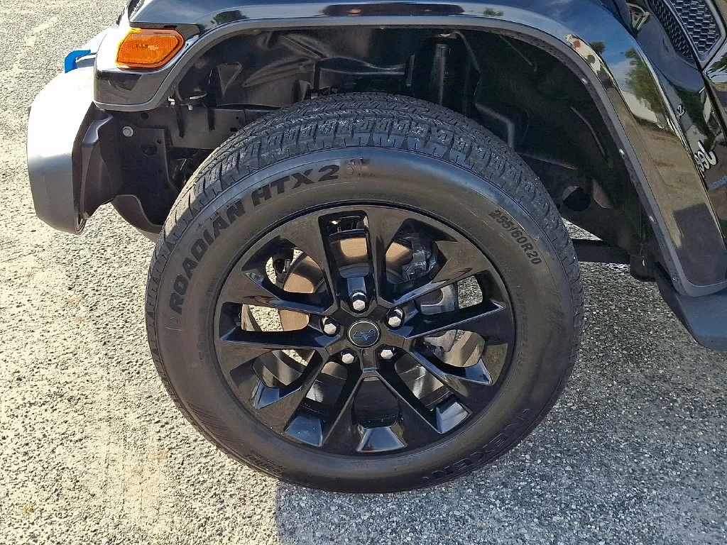Used 2024 Black Jeep Sahara 4xe image 29