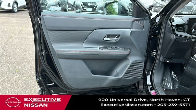 Used 2025 Black Nissan SR image 9